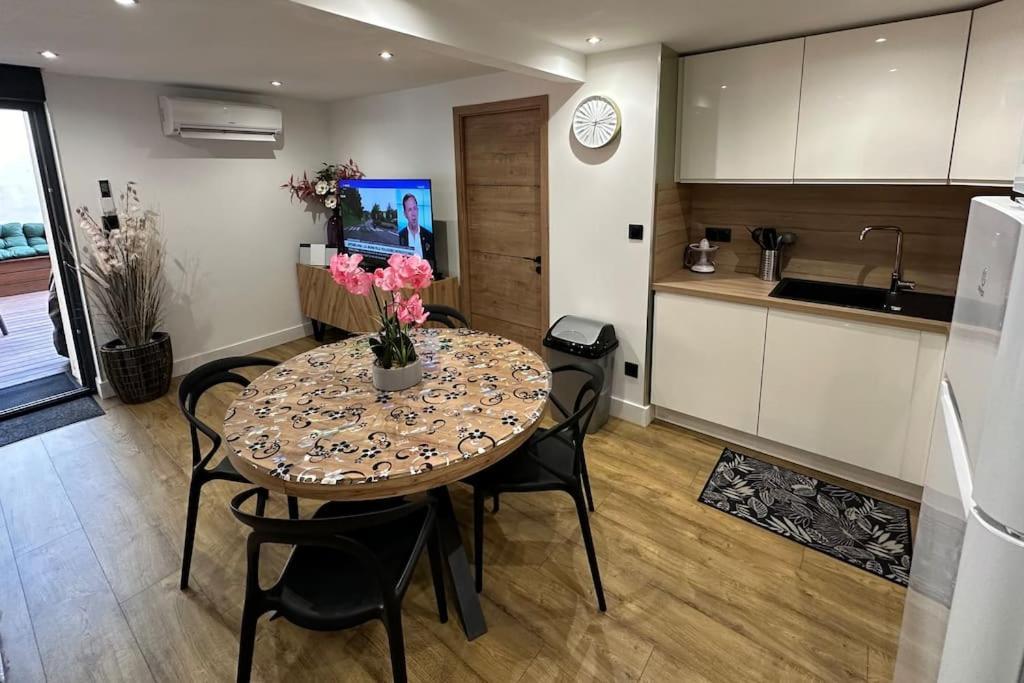 Le Briand Appartement 4Etoiles Nancy Thermal Cosy Avec Terrasse Wifi Экстерьер фото