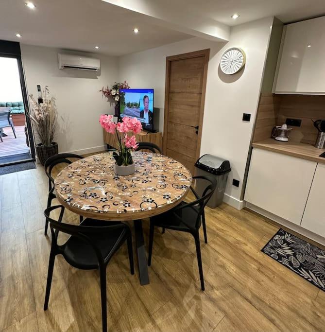 Le Briand Appartement 4Etoiles Nancy Thermal Cosy Avec Terrasse Wifi Экстерьер фото